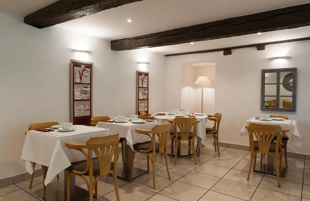 Logis Hôtel Le Parc de Geoffroy-1